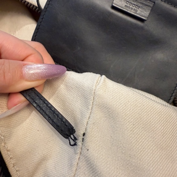 Gucci Canvans Hobo Shoulder Bag - Picture 10 of 13